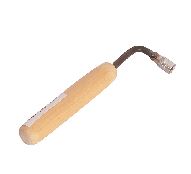 GU-70.11.70.00000 Ключ Г-образный, 7,0 с деревянной ручкой, Гусельник от магазина Соло в Иркутске