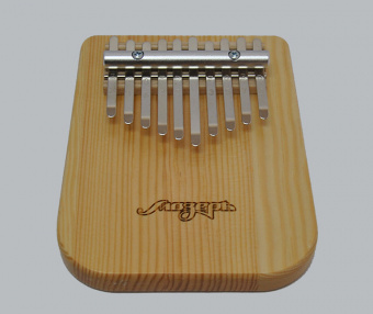 KMKm-1 Ducat Калимба, 10 язычков, массив сосны, трапеция/овал, Мозеръ от магазина Соло в Иркутске
