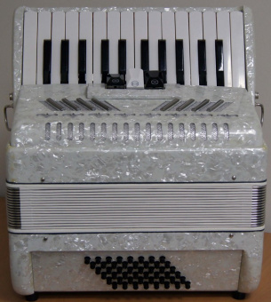 26K48B-3/0 Аккордеон 1/2 Ritmuller от магазина Соло в Иркутске